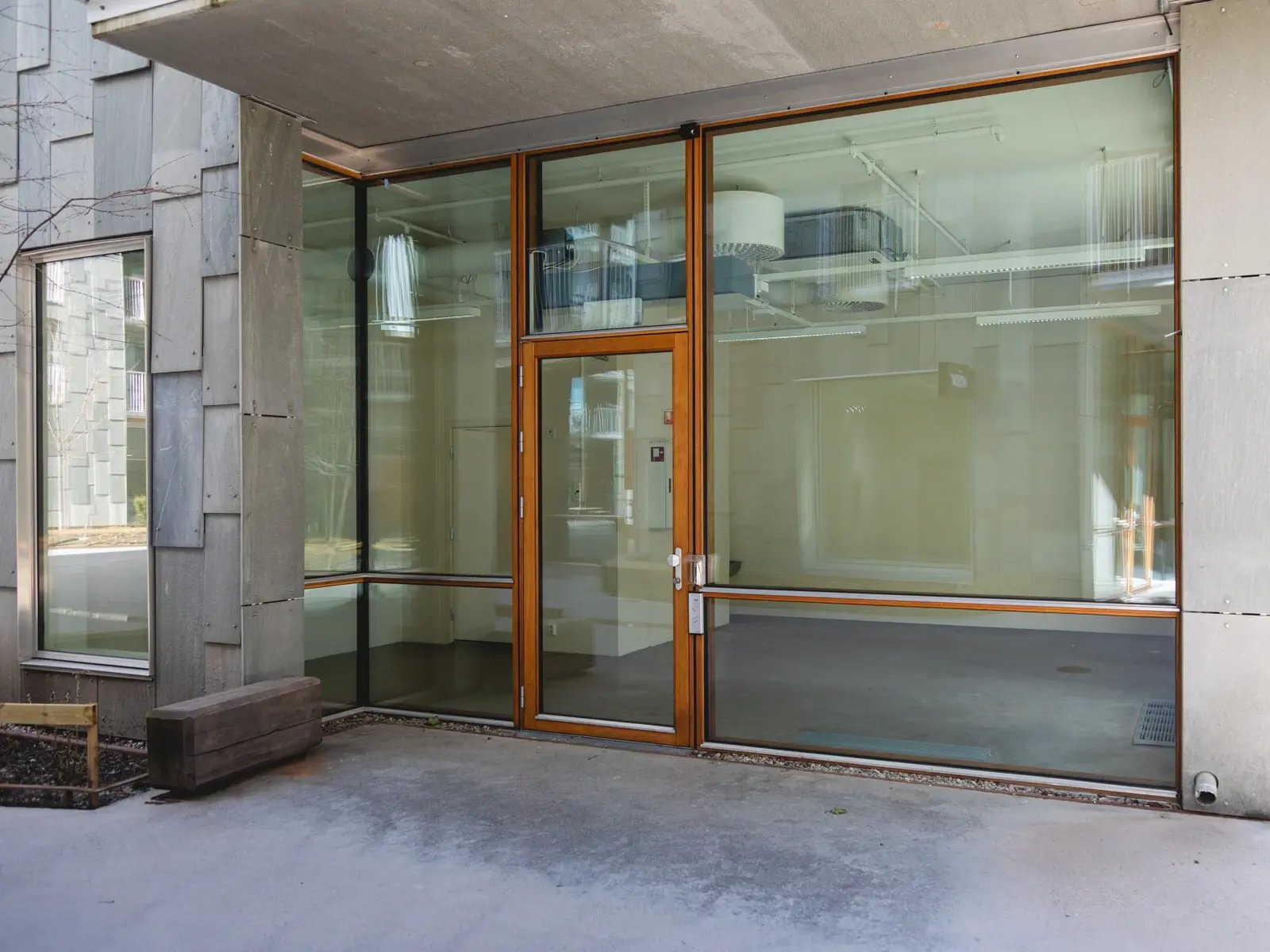 988_8763cb26-ff24-44d9-98f4-809853953bec